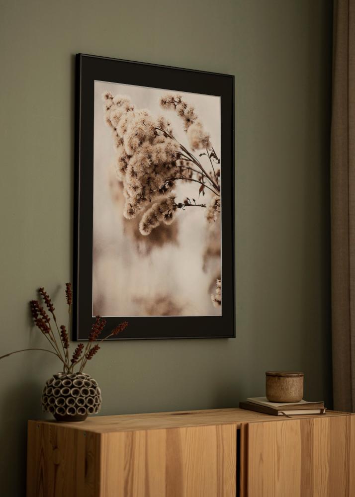 Ram med passepartou Frame Visby White 50x70 cm - Picture Mount Black 40x60 cm