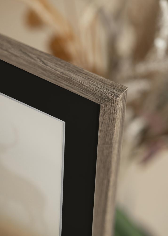 Ram med passepartou Frame Fiorito Walnut 50x60 cm - Picture Mount Black 35x45 cm