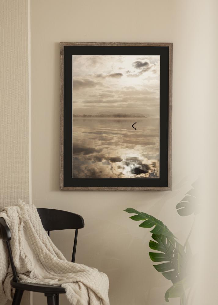 Ram med passepartou Frame Fiorito Walnut 50x60 cm - Picture Mount Black 35x45 cm