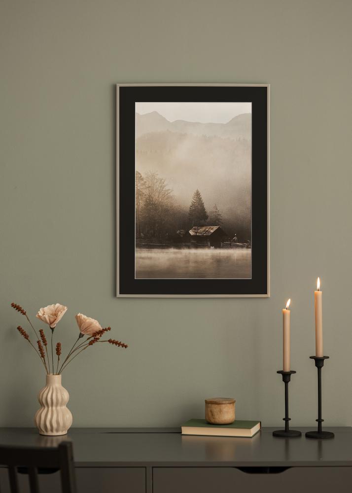 Ram med passepartou Frame New Lifestyle Earth Grey 70x100 cm - Picture Mount Black 61x91.5 cm