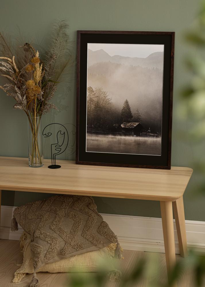 Ram med passepartou Frame Trendy Walnut 45x60 cm - Picture Mount Black 35x50 cm