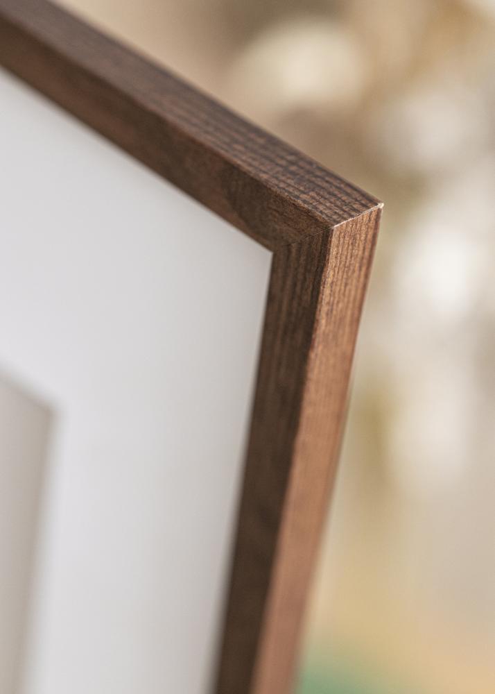 Ram med passepartou Frame Galant Walnut 40x40 cm - Picture Mount White 25x25 cm