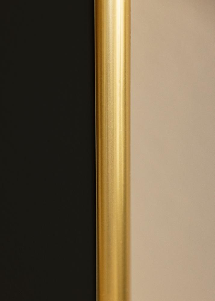 Ram med passepartou Frame Victoria Gold 70x100 cm - Picture Mount Black 62x93 cm