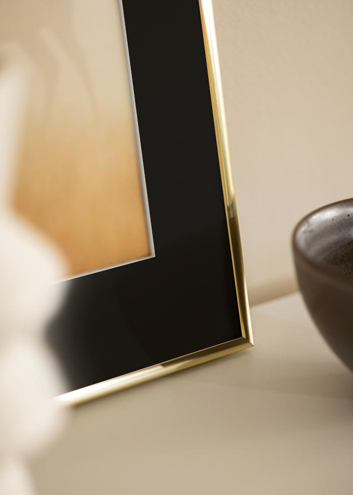 Ram med passepartou Frame Visby Shiny Gold 50x70 cm - Picture Mount Black 40x60 cm