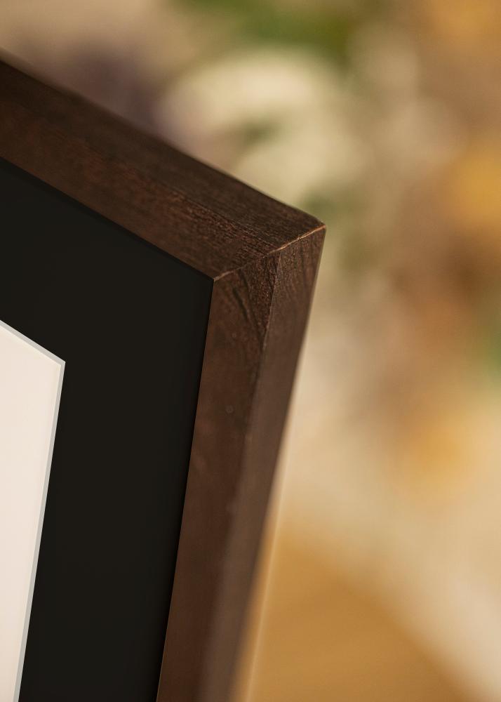 Ram med passepartou Frame Selection Walnut 70x90 cm - Picture Mount Black 60x80 cm