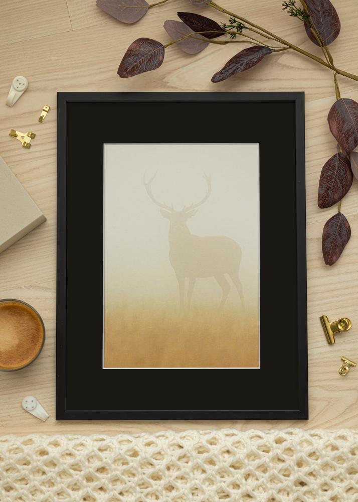 Ram med passepartou Frame Edsbyn Black 50x70 cm - Picture Mount Black 33x56 cm