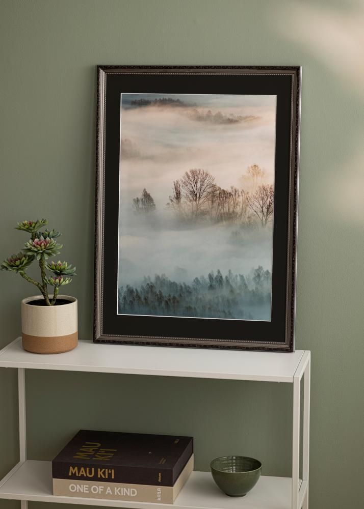 Ram med passepartou Frame Abisko Silver 50x70 cm - Picture Mount Black 33x56 cm