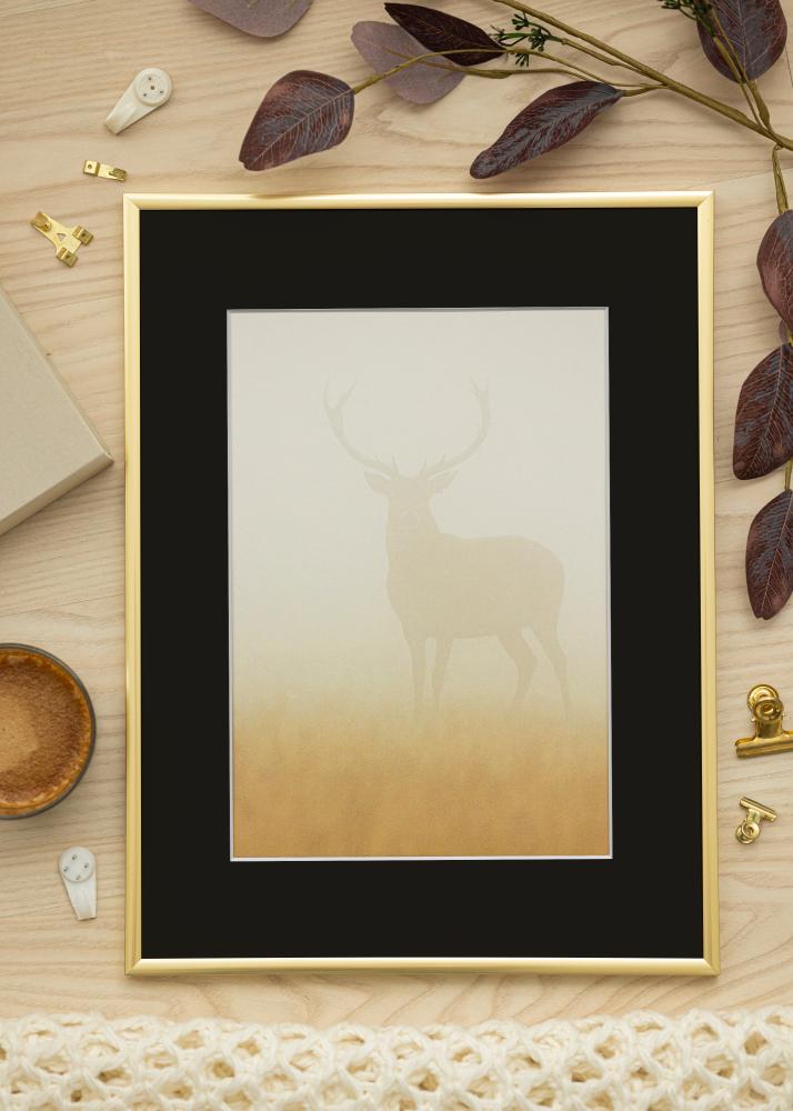 Ram med passepartou Frame New Lifestyle Gold 70x100 cm - Picture Mount Black 61x91.5 cm